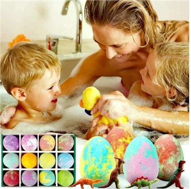 Ichkarida halqa bilan hammom bomba tashlang